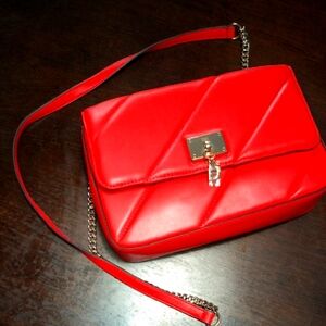 DKNY Red Quilted Shoulder Bag - Sleek Designer Crossbody - GUC